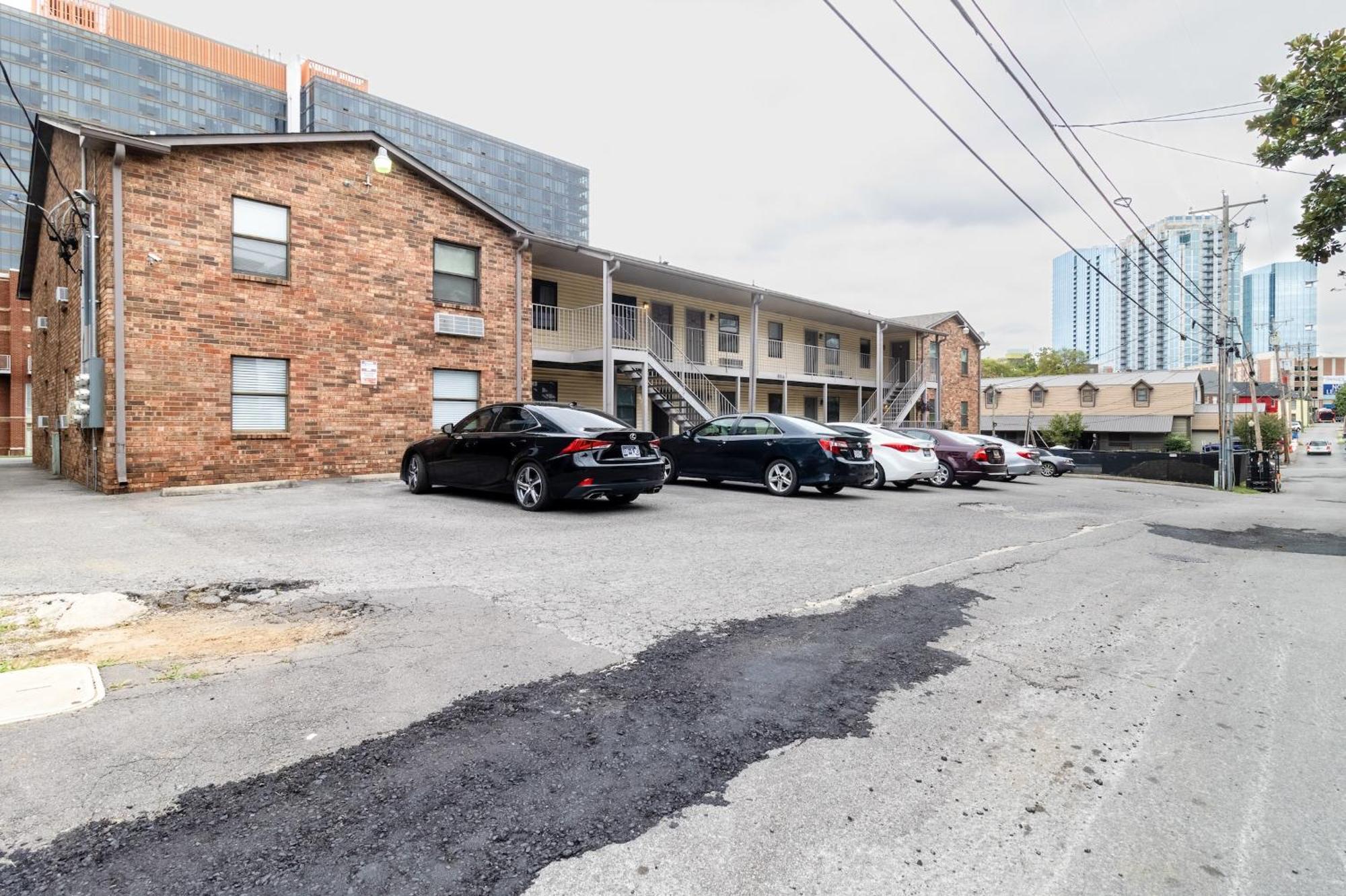 Downtown 1Br Condo With Full Kitchen, Pet-Friendly Nashville Bagian luar foto